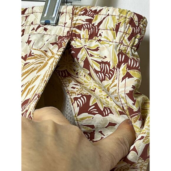Patagonia Mens XL Yellow Brown Netplus Floral Swim Trunks Quick Dry Board Shorts - Picture 7 of 7